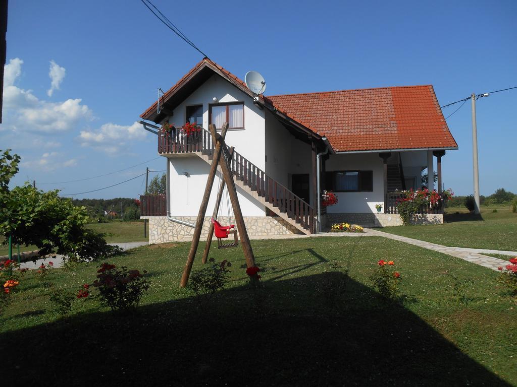 Guesthouse Andja Smoljanac Extérieur photo
