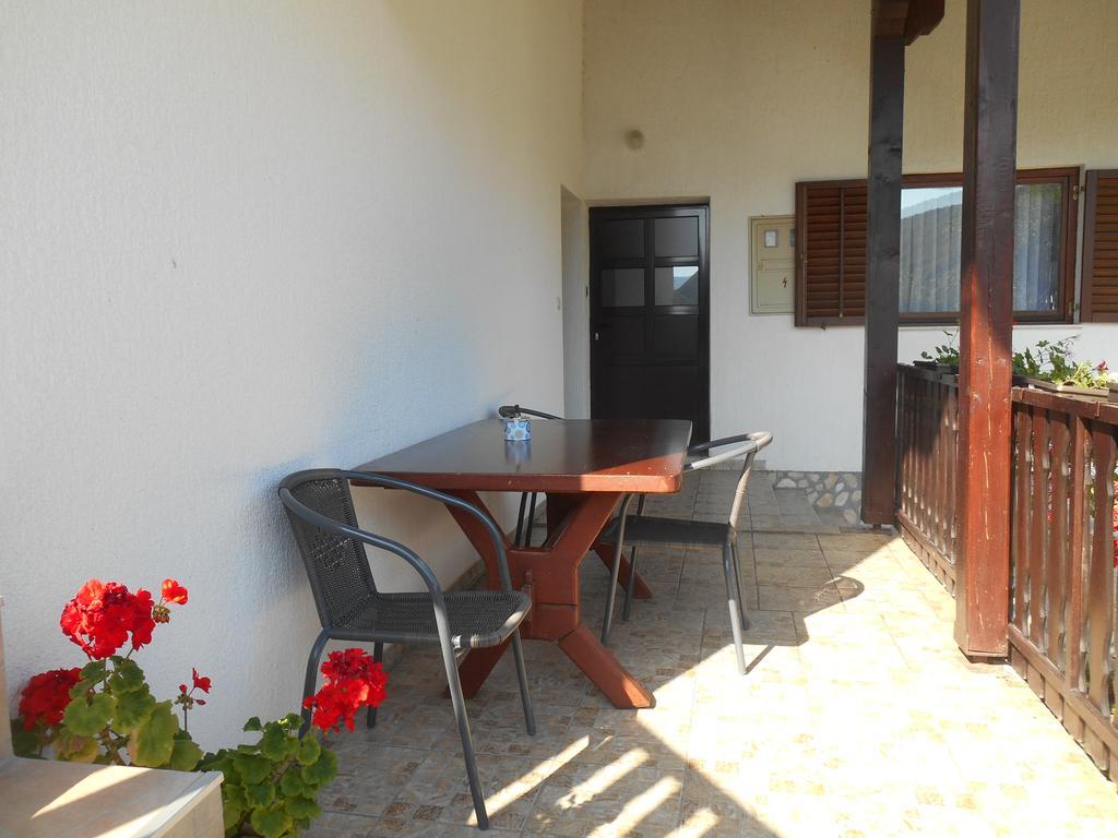 Guesthouse Andja Smoljanac Extérieur photo